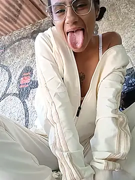Leslly_'s Webcam Show