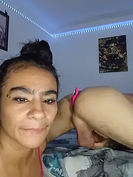 Leslly_ Show in webcam