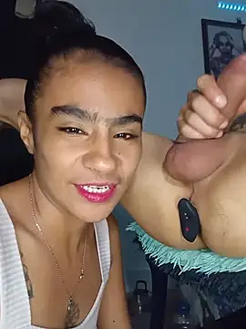 Leslly_n Webbikameraesitys