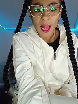 Chat +18 de Leslly_ ao vivo