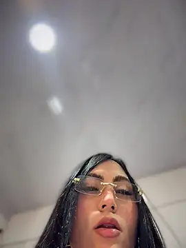 Sarahballiston_ Live Chatraum