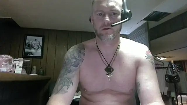 Freakslut007 Show in webcam