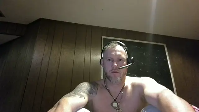 הופעת וובקאם של Freakslut007
