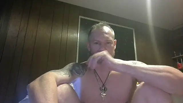 Pokazy przed kamerką – Freakslut007