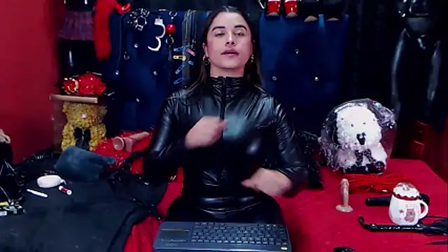 Hannamariana Adlı Modelin Web Kamerası Şovu