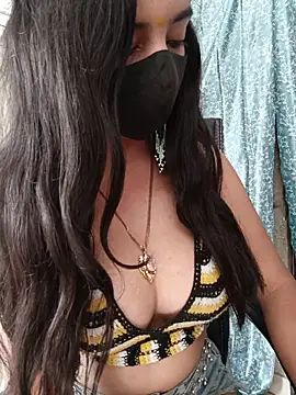 Parinaaz18 Live Chatraum