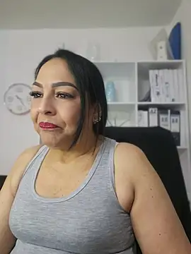צ'אט XXX בשידור חי של Gina_Myers