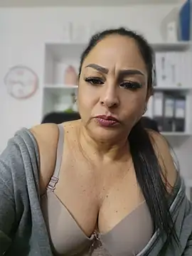 Gina_Myers Live XXX-chat