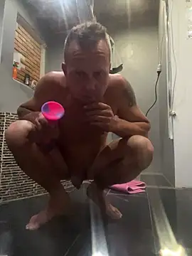 Hornybiboy66's Webcam Show