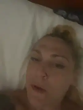 StaceyStonexxx's Live XXX Chat