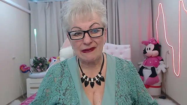 KayleSmoll's Webcam Show