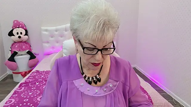 KayleSmoll's Webcam Show