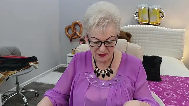 KayleSmoll's Live XXX Chat