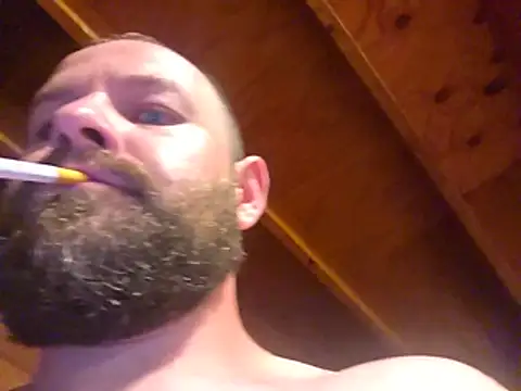 localwhtboyy webcam show