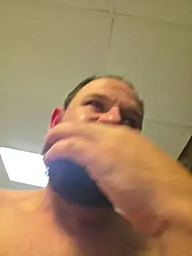 localwhtboyy's Webcam Show