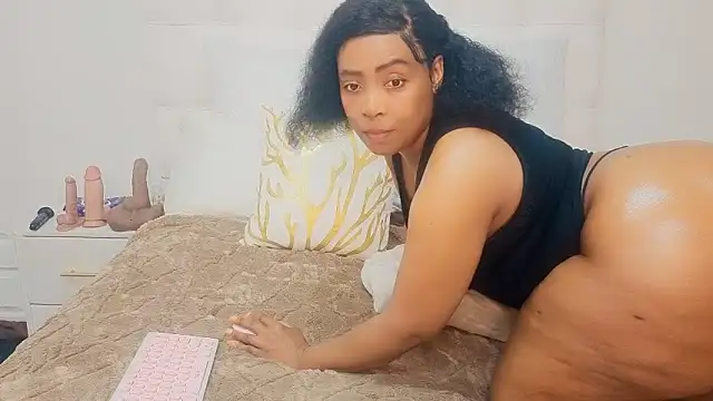 Show Webcam de GiantBootyMilf