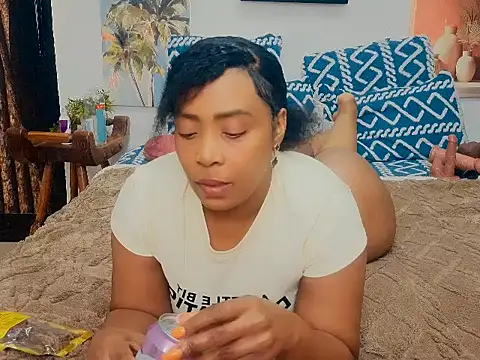 Pertunjukan Kamera Web GiantBootyMilf
