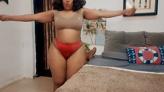 GiantBootyMilf's Webcam Show