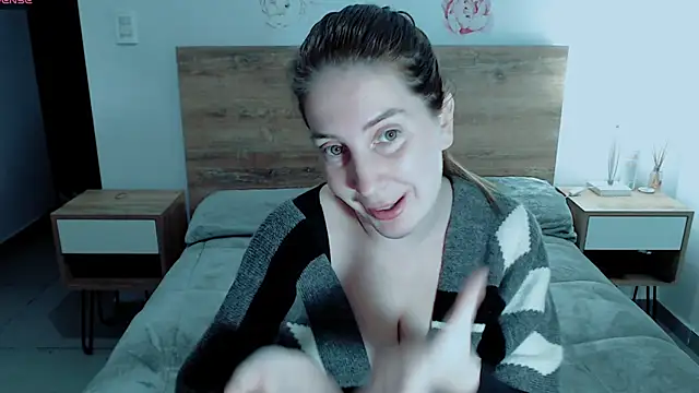 Chatroom XXX en direct de campanitaaanahi
