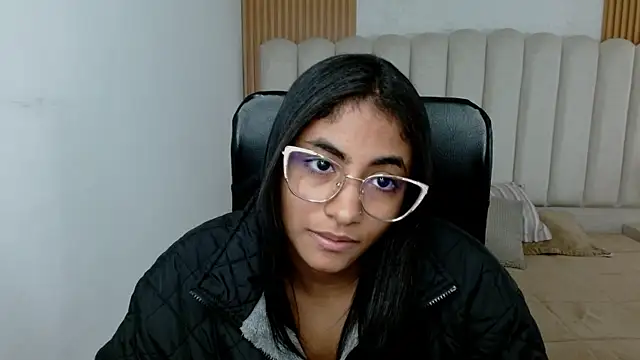 shaneelle 现场XXX聊天