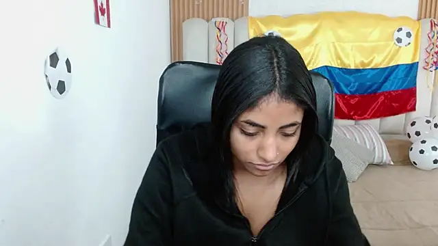 shaneelle Chat XXX live