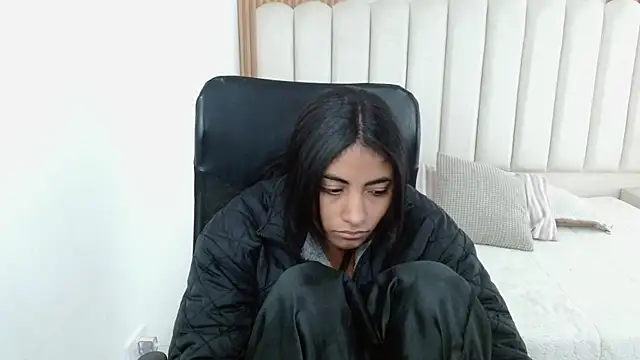 Chat +18 de shaneelle ao vivo