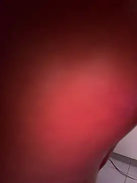 izanmiller2001's Live XXX Chat