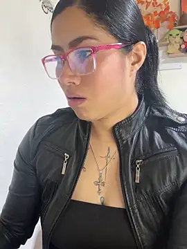 Sweet__Nurse1's Live Chat Room