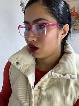 Sweet__Nurse1 élő XXX-chatje