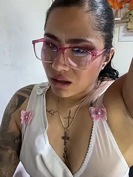 Sweet__Nurse1's Webcam Show