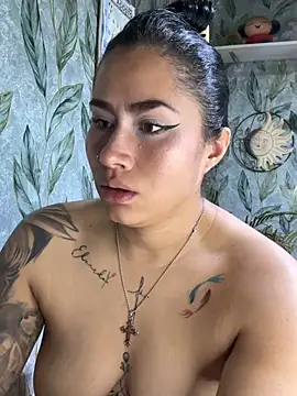 Sweet__Nurse1's Webcam Show