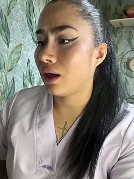 Chat +18 de Sweet__Nurse1 ao vivo