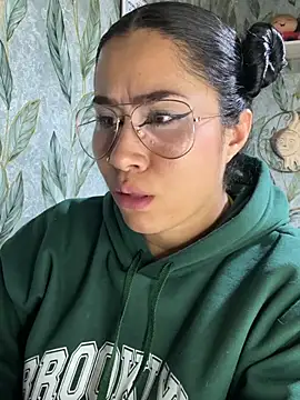 Sweet__Nurse1's Live XXX Chat