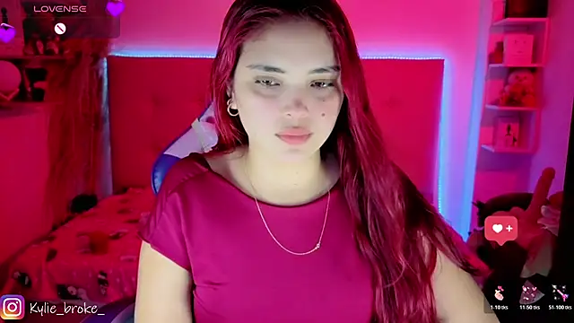 Kylie_brokee Show Webcam