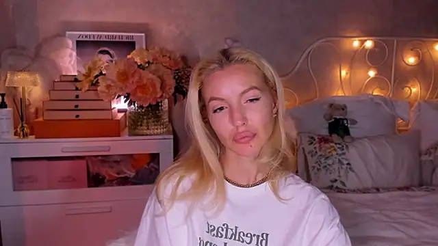 aestetick's Live XXX Chat