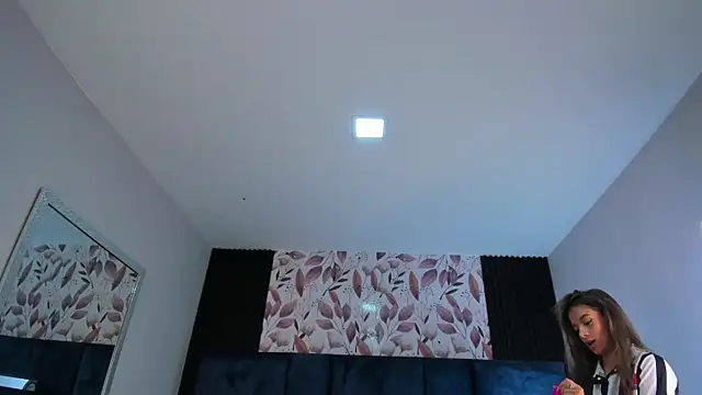 Czat XXX na żywo – AmmyJones_