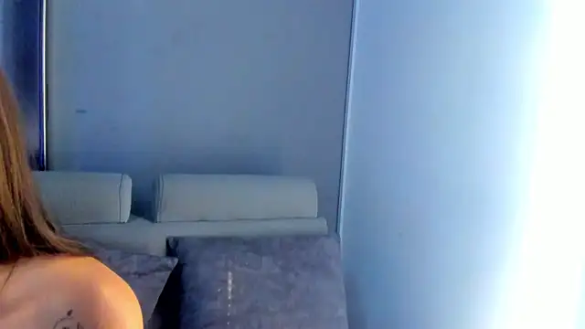 AmmyJones_'s Live XXX Chat