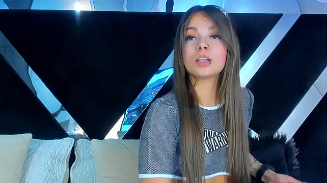 AmmyJones_'s Live XXX Chat
