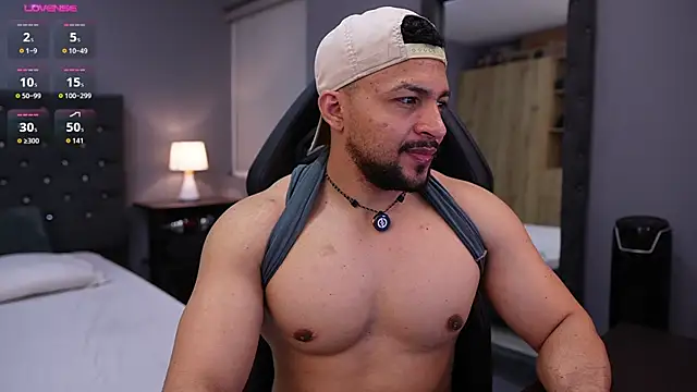 LoganMartinX Show Webcam
