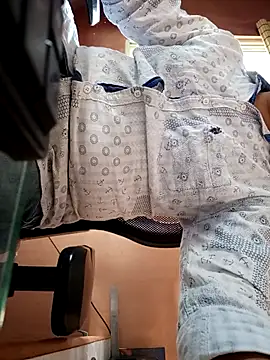 Živý XXX chat daddys_pen