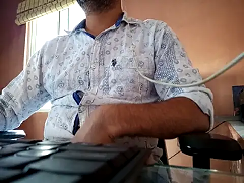 XXX chat uživo modela daddys_pen