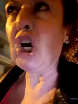 fogosatetona69 webcam show