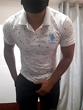 Guyinformal webcam show