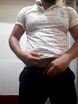 הופעת וובקאם של Guyinformal