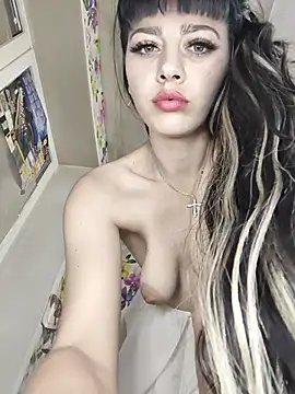 sweetbb15's Webcam Show