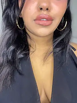 __Tamil_Hot_Chellakutty__のウェブカメラショー