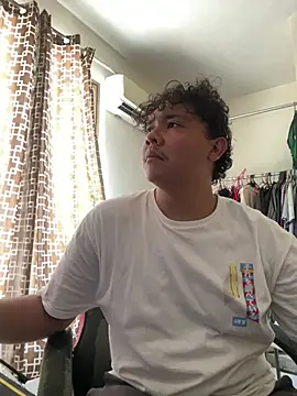 Parejasumisa27 Show in webcam