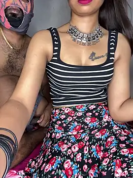 Suhu_love Webcam-Show