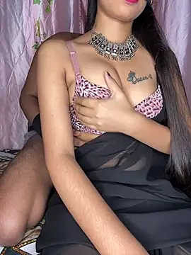Suhu_love's Webcam Show