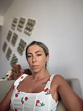 RaquelleDevonn Live XXX chat